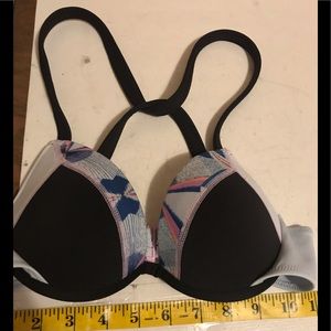 34 A bikini top Victoria Secrets pick two for $10.00